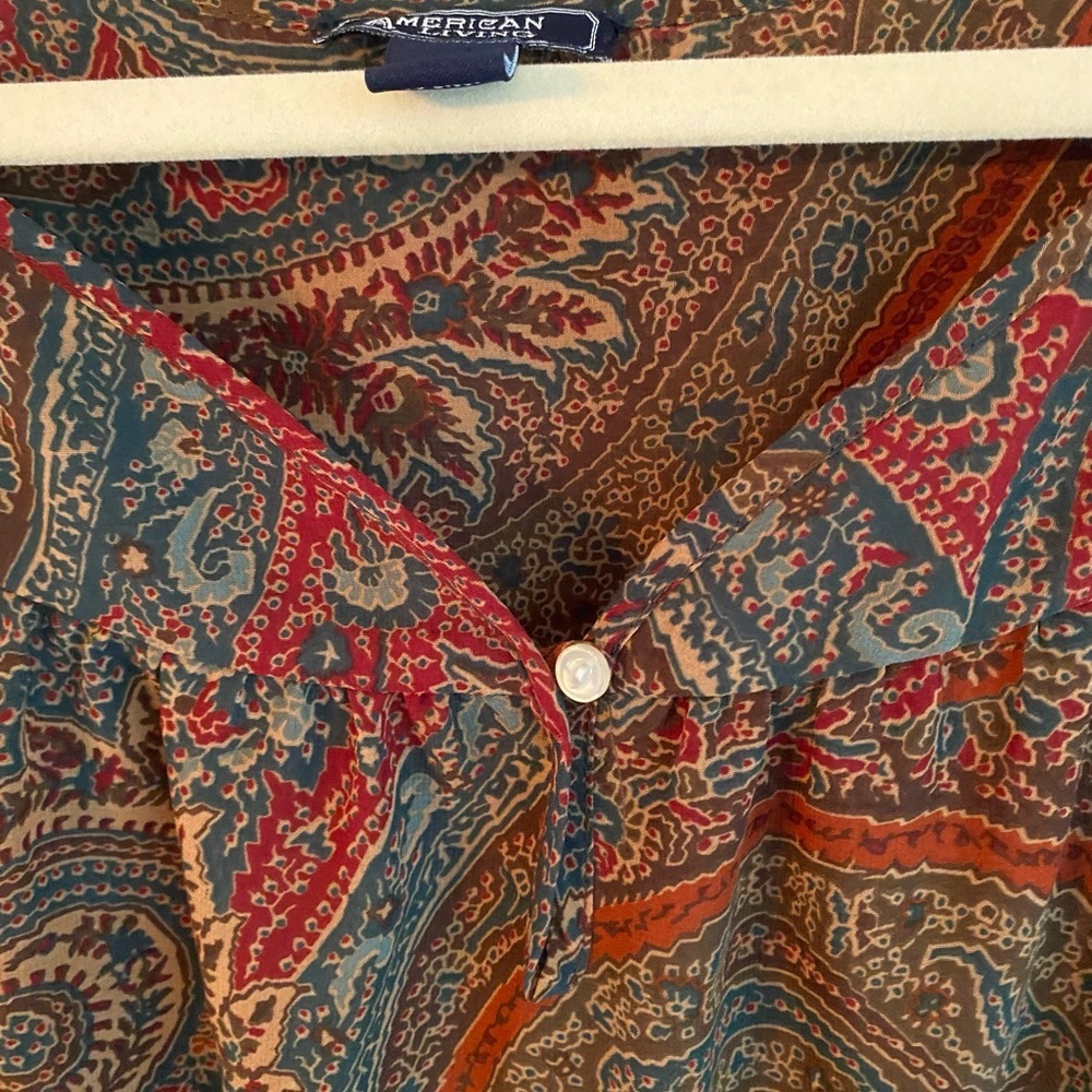 American Living Brown Paisley Woman’s Blouse Size L - Vibrant Color - Picture 4 of 8